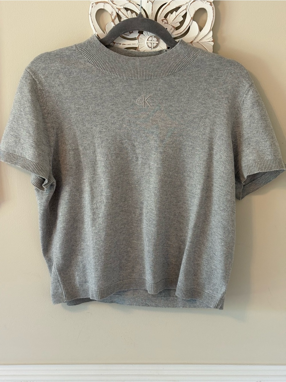 Calvin Klein Light Gray Short-Sleeve Top